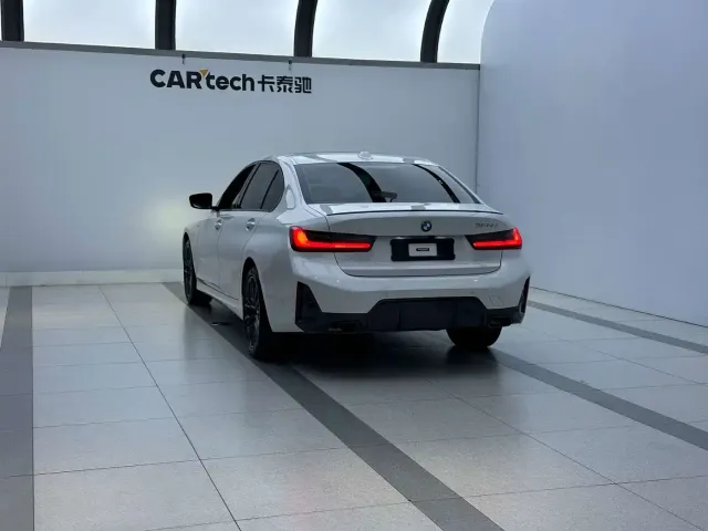 BMW 3 Series — Фото автомобиля 4