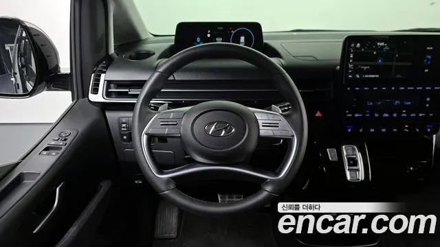 Hyundai Staria Staria — Фото автомобиля 13