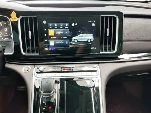 GAC Trumpchi M8 — Фото автомобиля 12