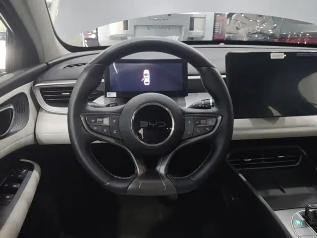 BYD Seal 05 DM-i — Фото автомобиля 10