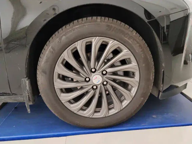 Buick LaCrosse — Фото автомобиля 6