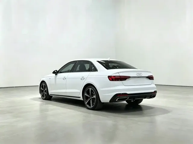 Audi A4L — Фото автомобиля 9
