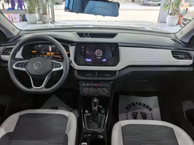 Volkswagen Tharu — Фото автомобиля 6