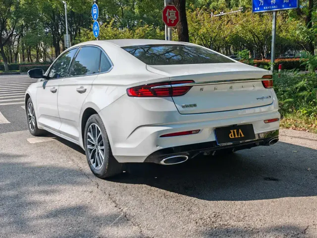Geely Xingrui — Фото автомобиля 5
