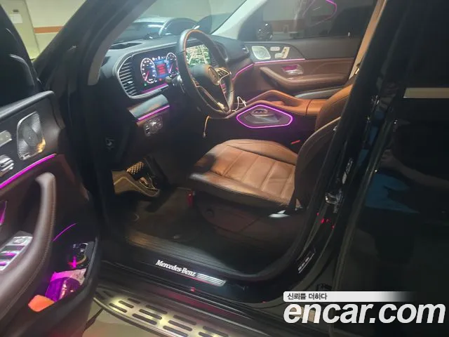 Mercedes-Benz GLE-Class — Фото автомобиля 6