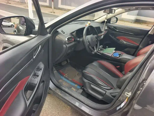 Changan Oushang X5 — Фото автомобиля 12