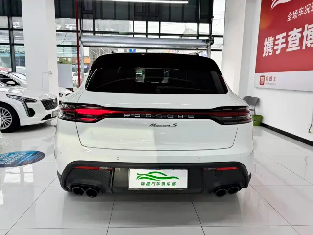 Porsche Macan — Фото автомобиля 16
