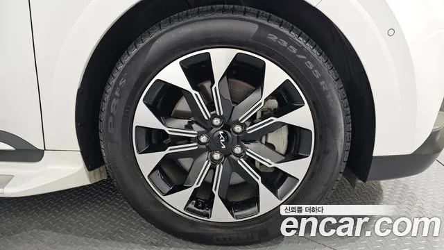 Kia Canival Carnival 4 поколение Бензин 7 мест Signature — Фото автомобиля 15