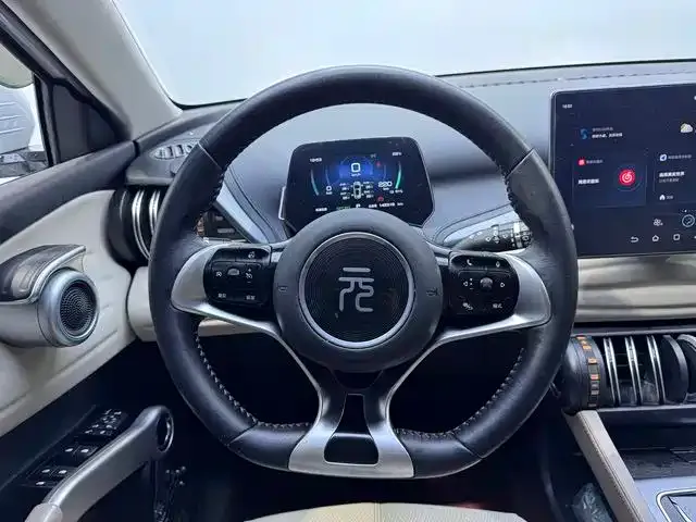 BYD Yuan PLUS — Фото автомобиля 12