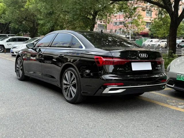 Audi A6L — Фото автомобиля 3