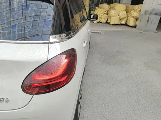 Wuling Bingo — Фото автомобиля 7