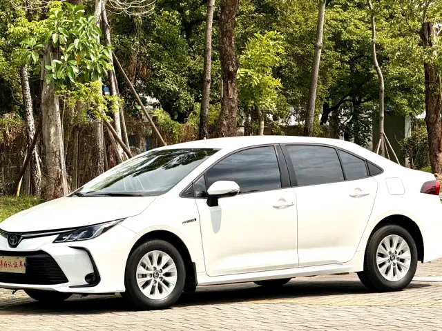 Toyota Corolla — Фото автомобиля 2