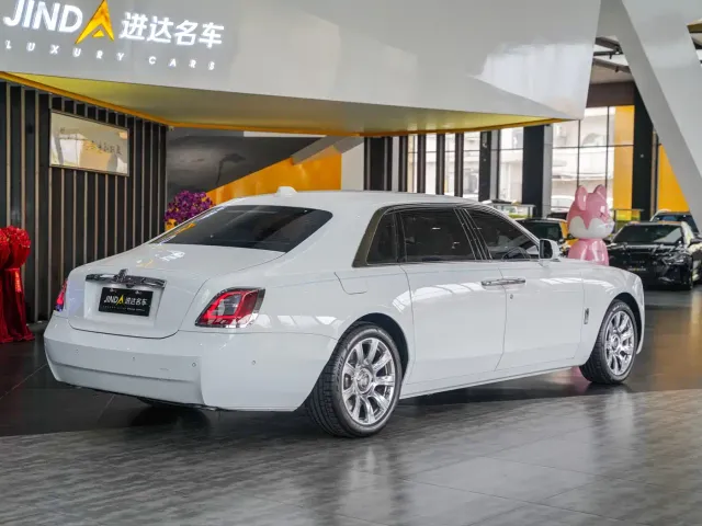 Rolls-Royce Ghost — Фото автомобиля 4