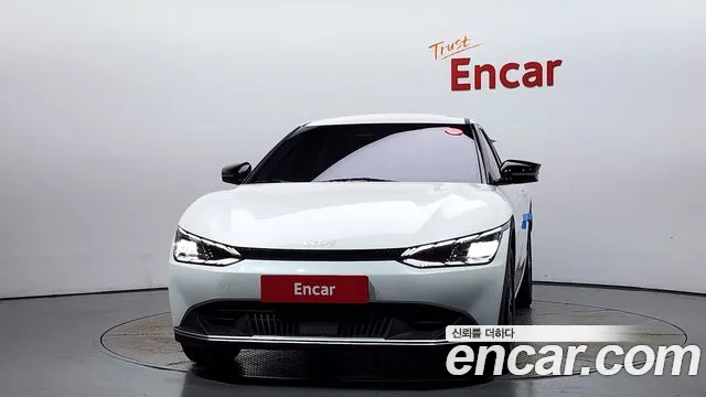 Kia EV6 — Фото автомобиля 3