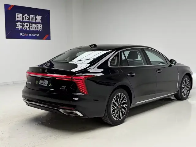 Hongqi H5 — Фото автомобиля 4