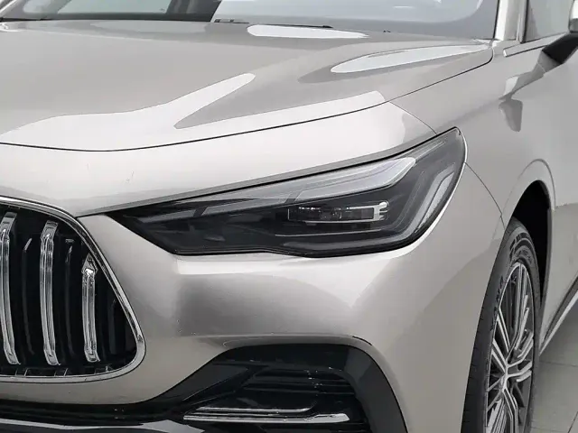 Geely Galaxy Stellar 6 — Фото автомобиля 7