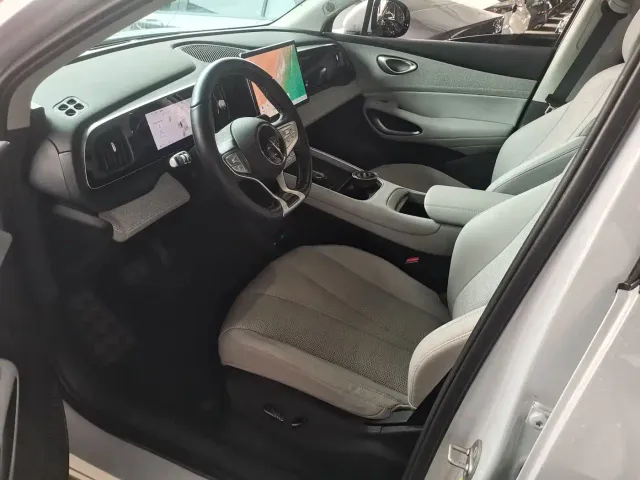 BYD Hai Shi 05 EV 2025 520KM Smart Navigation Edition — Фото автомобиля 4