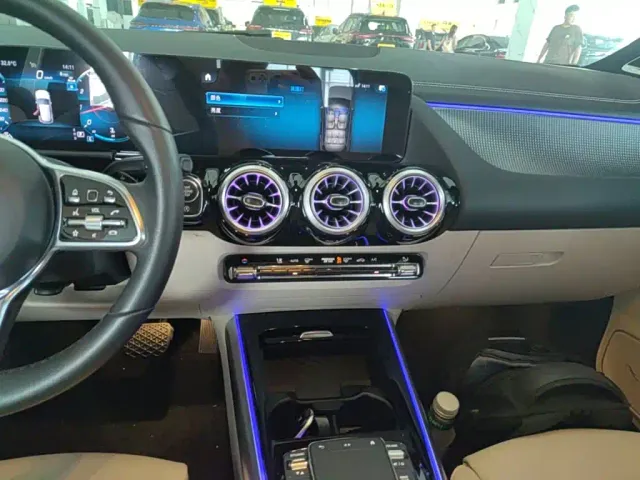 Mercedes-Benz GLA-Class — Фото автомобиля 12