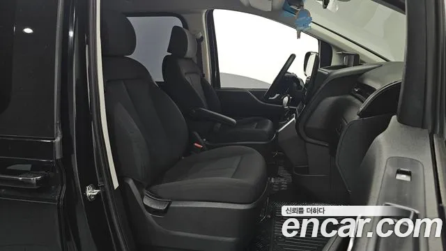 Hyundai Staria — Фото автомобиля 10