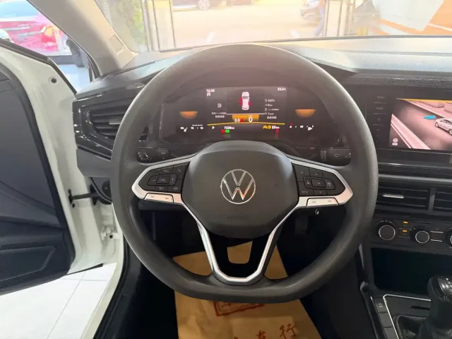 Volkswagen Lavida — Фото автомобиля 10