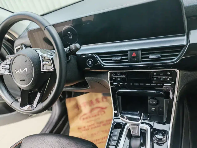 Kia Seltos — Фото автомобиля 18