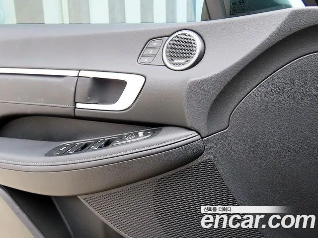 Hyundai Sonata Sonata Edge(DN8) 2.0 LPG(для маломобильных пассажиров) — Фото автомобиля 12