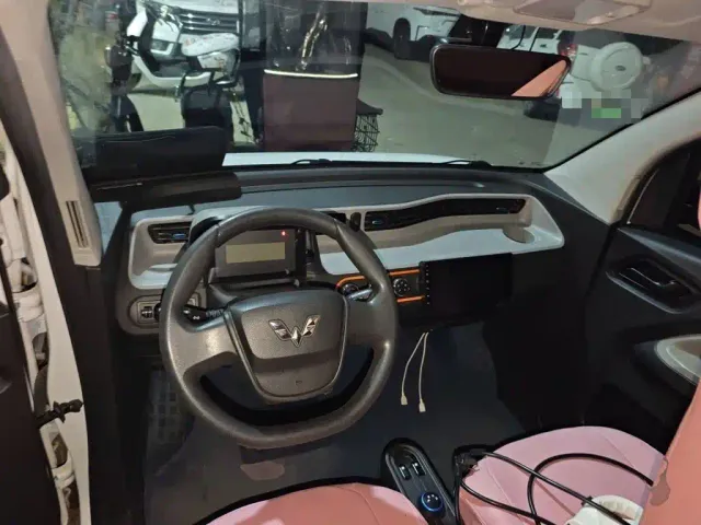 Wuling Hongguang Mini EV — Фото автомобиля 5