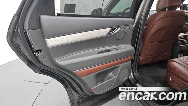 Genesis GV80 2.5T Бензин AWD — Фото автомобиля 24