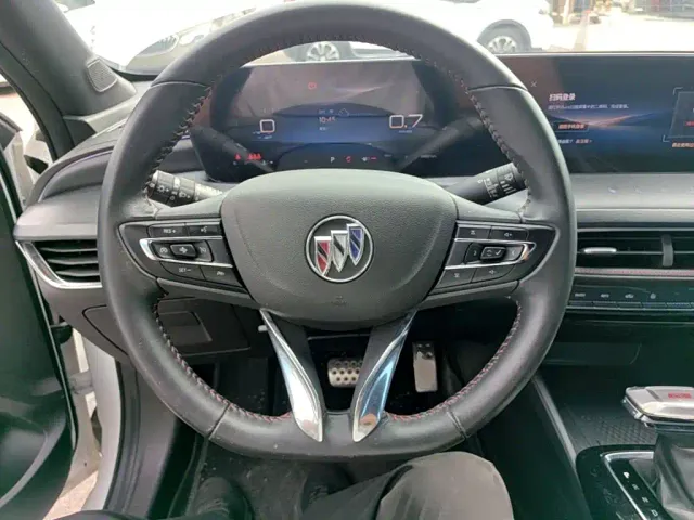 Buick Verano — Фото автомобиля 10