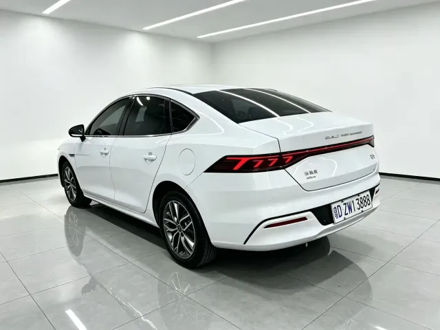 BYD Qin PLUS 2021 DM-i 120KM Flagship — Фото автомобиля 8
