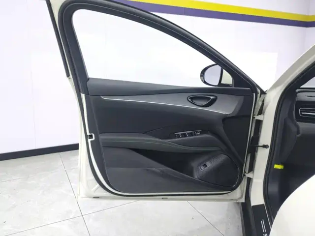 BYD Seal 06 — Фото автомобиля 7