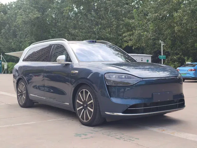 Aito M9 — Фото автомобиля 3