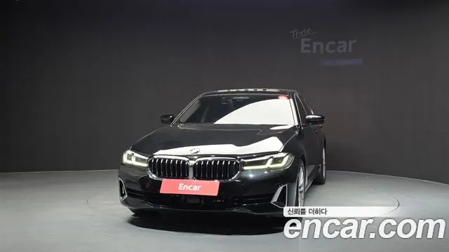 BMW 5-Series — Фото автомобиля 3