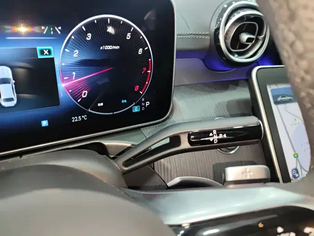 Mercedes-Benz C-Class — Фото автомобиля 5