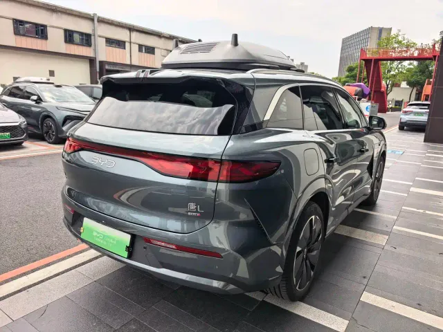 BYD Tang L — Фото автомобиля 6