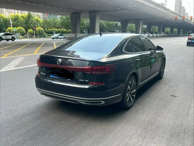 Volkswagen Passat — Фото автомобиля 9