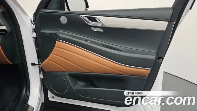 Genesis GV80 — Фото автомобиля 13