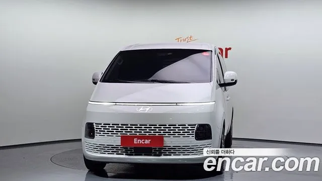 Hyundai Staria Staria Карго 3 места — Фото автомобиля 3