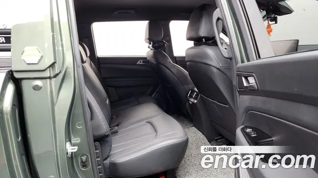 KG_Mobility_Ssangyong Rexton Новый Rexton Sport Khan Дизель 2.2 4WD — Фото автомобиля 12
