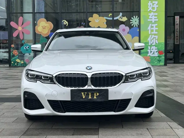 BMW 3 Series — Фото автомобиля 2
