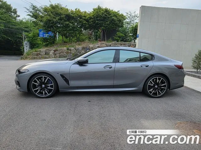 BMW 8-Series — Фото автомобиля 12