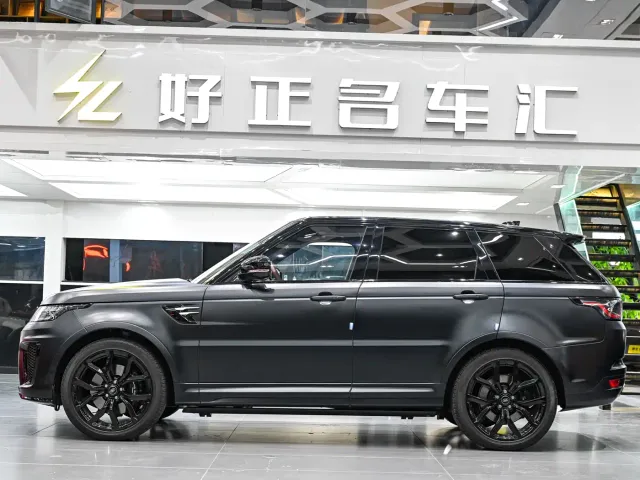 Land Rover Range Rover Sport — Фото автомобиля 15