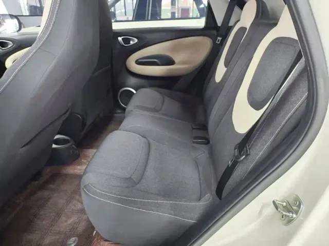 Wuling Bingo — Фото автомобиля 16