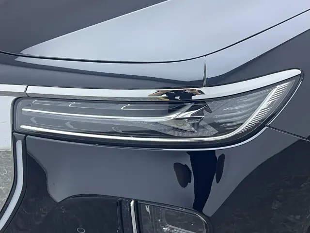 Hongqi H9 — Фото автомобиля 11
