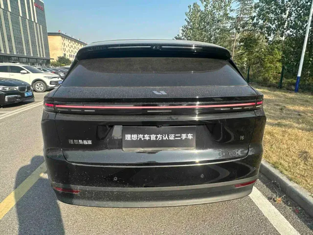 Li Auto i6 — Фото автомобиля 9