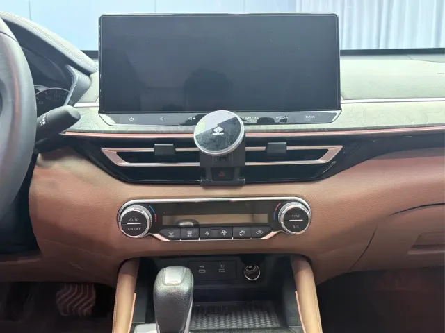 Nissan Teana — Фото автомобиля 15