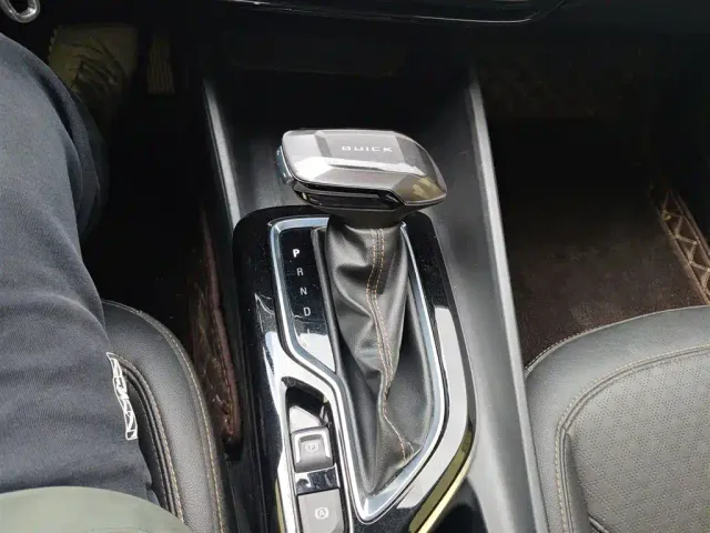 Buick Verano — Фото автомобиля 9