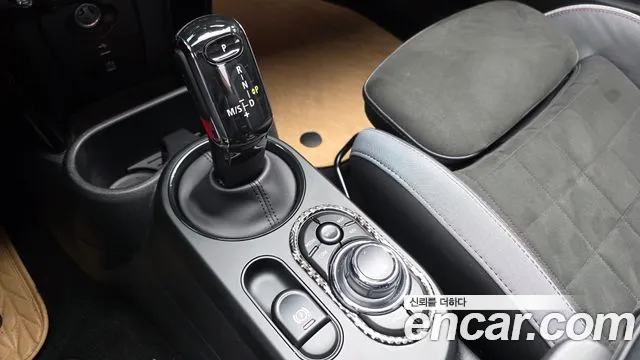 Mini Cooper Convertible — Фото автомобиля 9