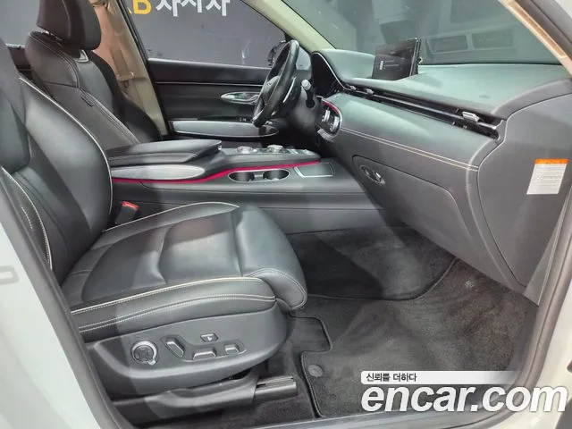 Genesis GV70 Electrified — Фото автомобиля 11