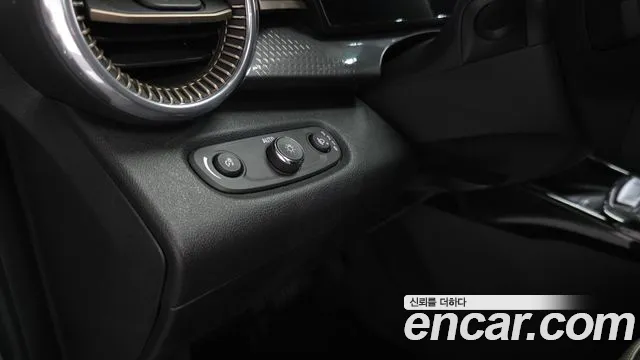 ChevroletGMDaewoo Trax Trax Кроссовер — Фото автомобиля 28